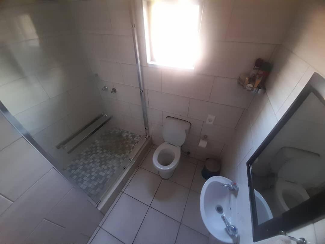 Nkanga Hotel Kasane Buitenkant foto